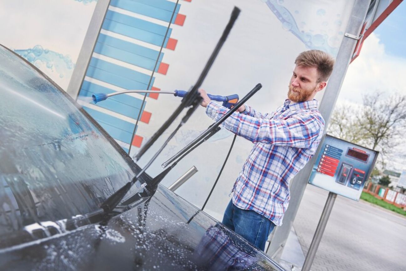 Maintaining Your Wiper Blades